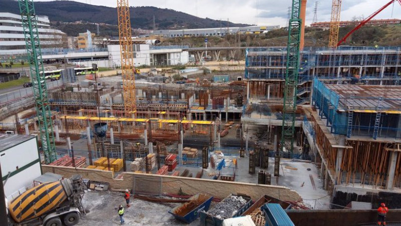 ep archivo trabajadores en una obra de construccion ep archivo trabajadores en una obra de construccion