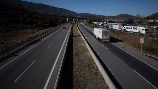 ep archivo   un camion circula a 27 de enero de 2024 en la jonquera girona catalunya espana