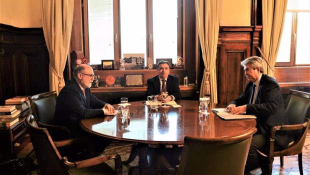 ep el ministro de agricultura pesca y alimentacion luis planas se reune con el presidente del grupo