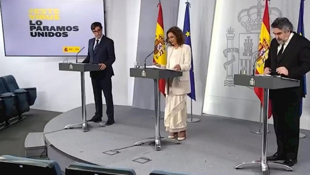 ep la portavoz del gobierno y ministra de hacienda maria jesus montero el ministro de sanidad