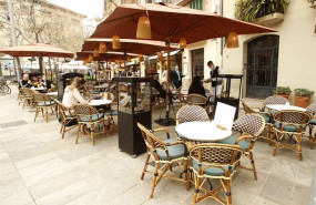 ep la terraza de una cafeteria en palma de mallorca
