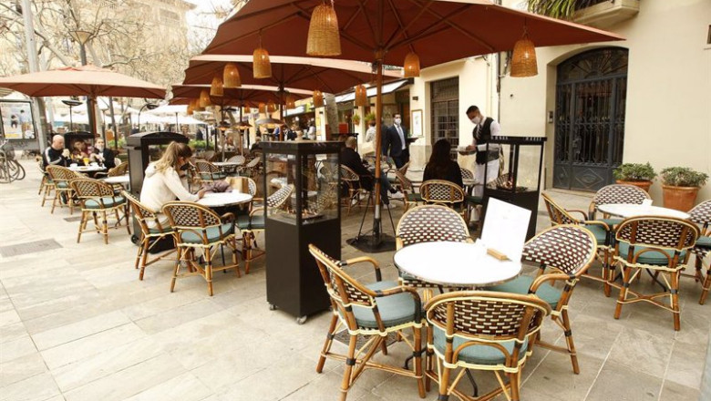 ep la terraza de una cafeteria en palma de mallorca