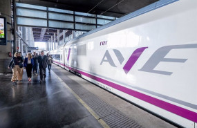 ep nueva imagen del ave en un tren estacionado en puerta de atocha