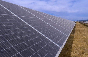 ep planta fotovoltaica con seguidores solares de pv hardware