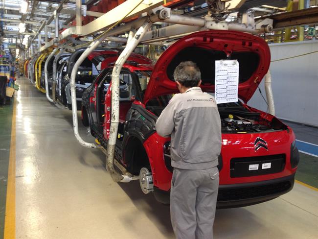 Planta de PSA Peugeot Citroën | EUROPA PRESS ep plantapsa peugeot citron
