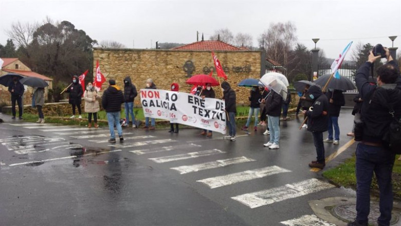 Protesta de trabajadores de Galicia Téxtil | EUROPA PRESS ep protesta de trabajadores de galicia textil