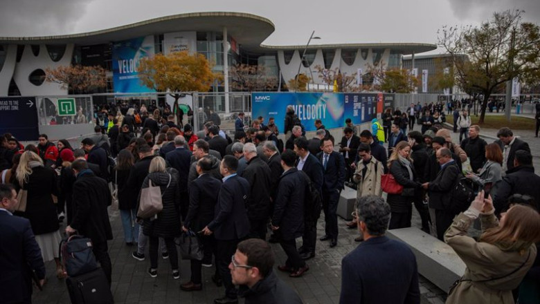 ep varias personas a su llegada a la inauguracion del mobile world congress mwc 2023 a 27 de febrero ep varias personas a su llegada a la inauguracion del mobile world congress mwc 2023 a 27 de febrero