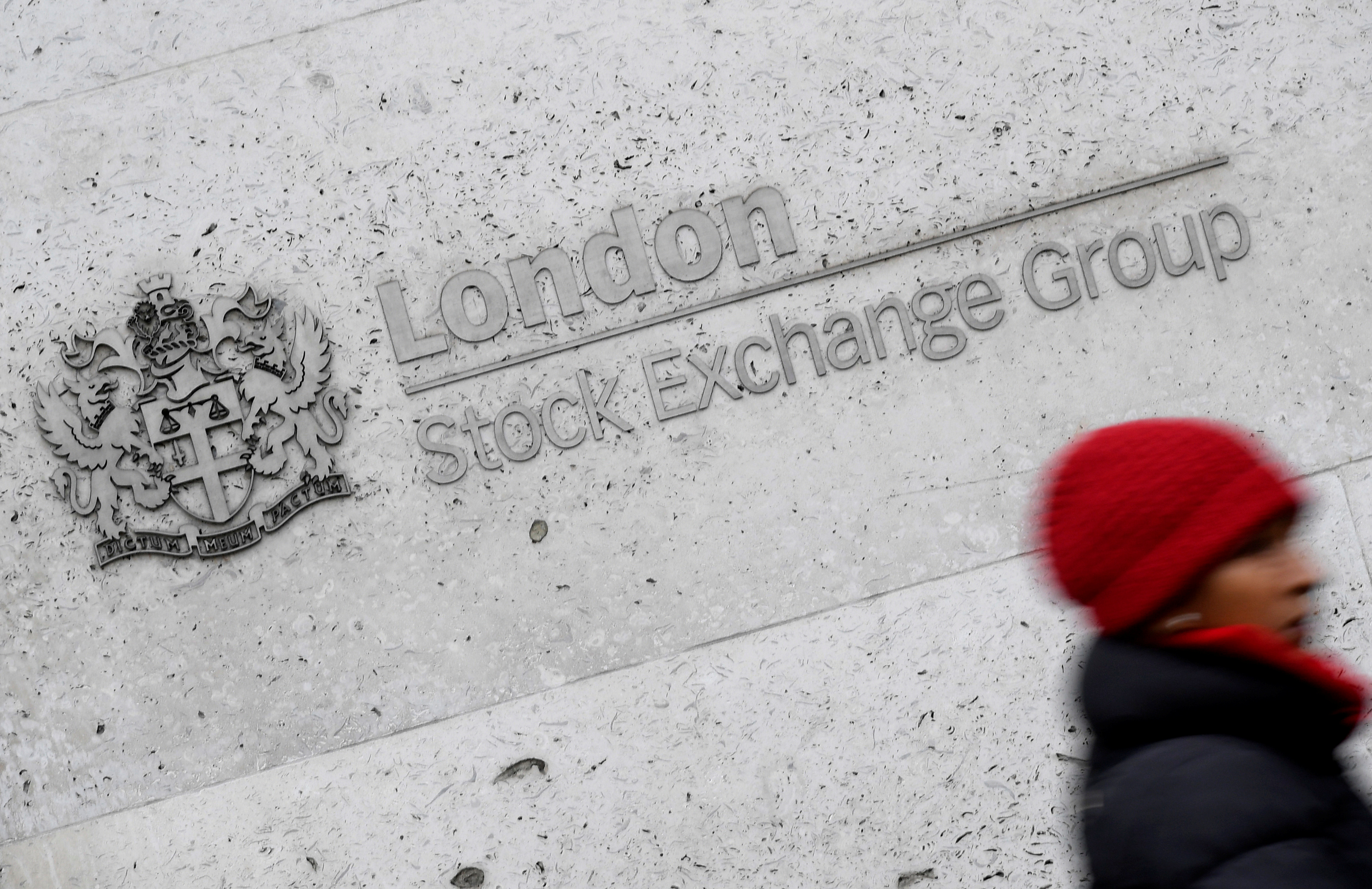 London Stock Exchange suspends trading in several GDRs of Russian firms