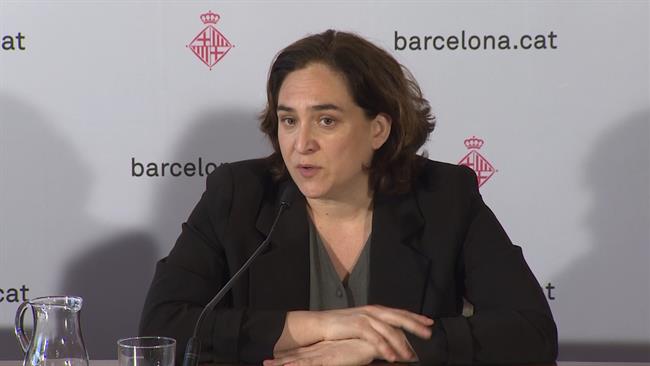 Ada Colau y Jordi Munell en la firma de un conveio | Europa Press ep ada colaujordi munellla firmaun conveio