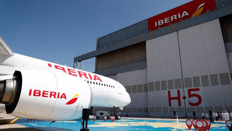 ep archivo el nuevo avion de iberia a350 bautizado como juan sebastian elcano en honor al marino ep archivo el nuevo avion de iberia a350 bautizado como juan sebastian elcano en honor al marino