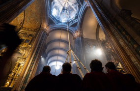 ep archivo   inauguracion de la nueva iluminacion interior de la catedral de santiago de compostela