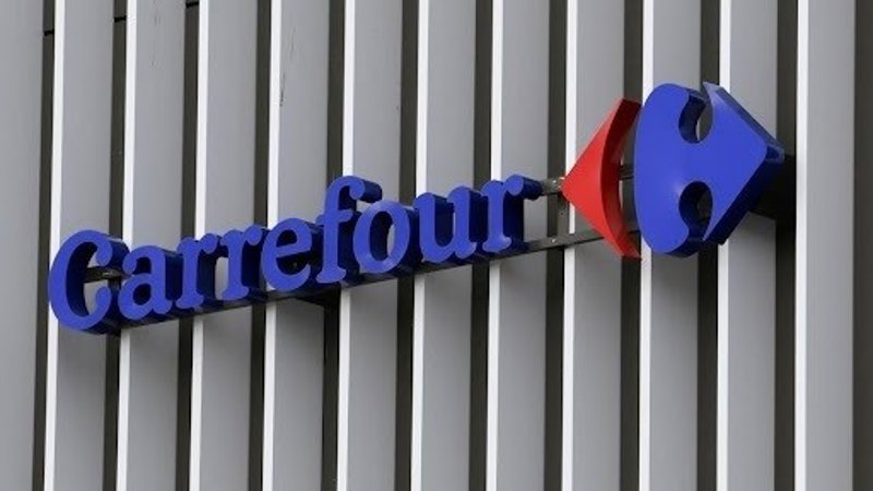 Carrefour vuelve a tener beneficios y gana 30 millones en la primera mitad del año