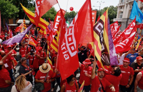 ep banderines de ccoo en una imagen de archivo 20220629163603