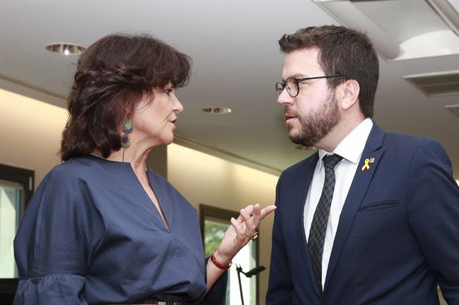 Carmen Calvo con Pere Aragonès en Moncloa (Archivo) | POOLMONCLOA/JM CUADRADO - Archivo ep carmen calvopere aragonsmoncloa archivo