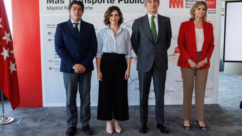 ep david perez la presidenta de la comunidad de madrid isabel diaz ayuso el presidente del distrito
