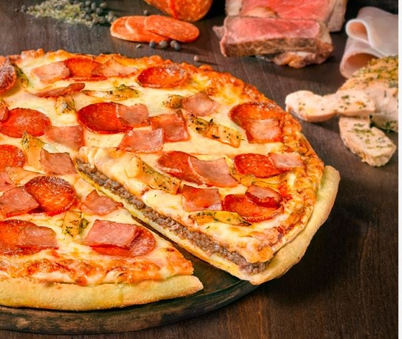 KKR reduce a 4,70 euros el precio de la orden sostenida de compra en Telepizza