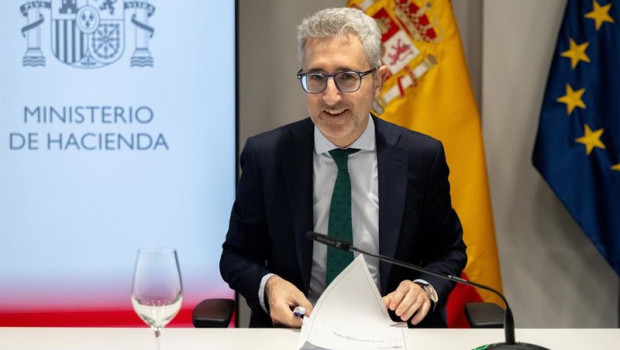 ep el ministro de hacienda arcadi espana ofrece una rueda de prensa tras una reunion del consejo de
