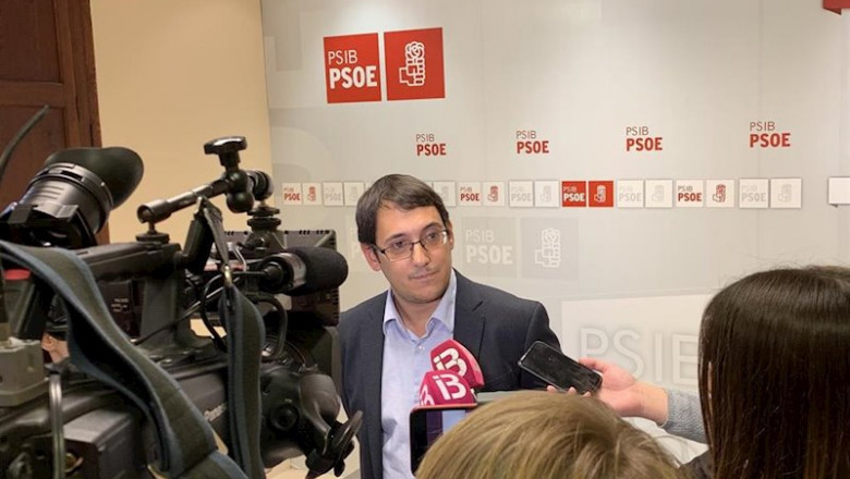ep el portavoz del psib iago negueruela comparece tras el anuncio de acuerdo de gobierno entre psoe