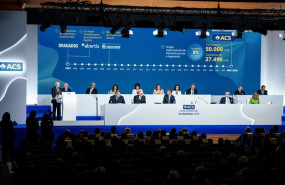 ep el presidente de acs florentino perez i y el consejero delegado juan santamaria cases 1 fila 3d
