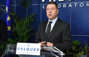 ep el presidente regional emiliano garcia-page en su visita a laboratorios valquer