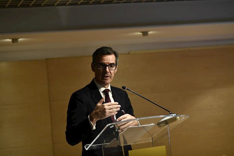 ep el secretario general del tesoro carlos san basilio