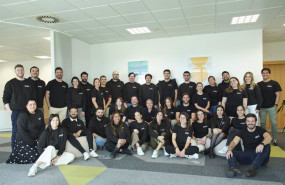 ep equipo de dojo en espana durante el acto de lanzamiento en las oficinas de madrid