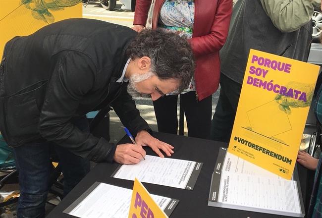 ep jordi cuixart mnium firmamanifiestopacte pel referndum