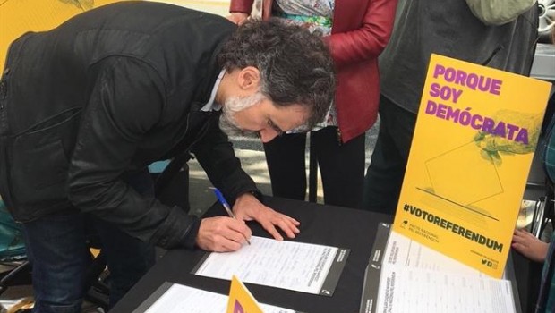 ep jordi cuixart mnium firmamanifiestopacte pel referndum