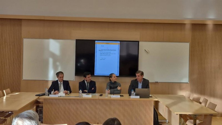 ep jornada en el icade sobre el marco juridico de la red electrica ante la transicion energetica
