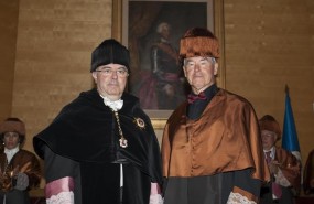 ep joseph j monagan investido doctor honoris causala upm