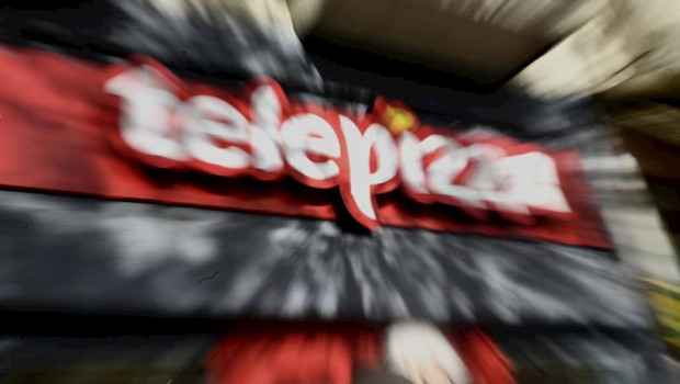 ep logotipo de la marca telepizza en un restaurante de la misma cadena en madrid espana a 27 de