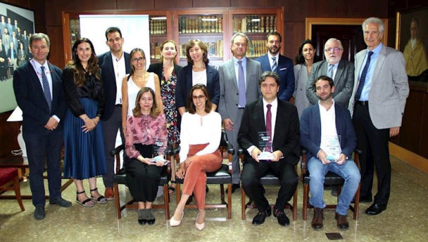 ep los finalistas miembros del jurado y participantes en el acto de presentacion de los proyectos