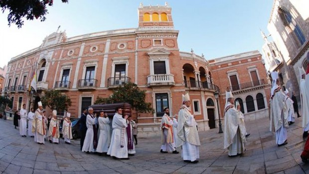 ep misa exequialarzobispo emeritomerida-badajoz garcia aracil