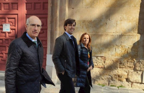 ep pablo montesinos centro en su visita a salamanca junto a los populares javier iglesias y esther