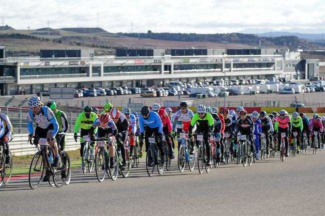 Pasaje de la prueba de Ciclismo de La Invernal, en 2016. | MOTORLAND ep pasajela pruebaciclismola invernal en 2016