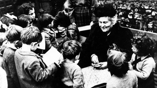 1569380418 8 maria montessori