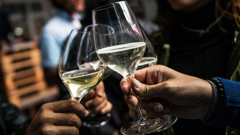 1639483364 co co training