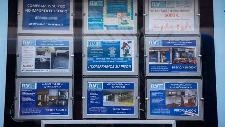 ep archivo anuncios de alquileres de viviendas a 4 de enero de 2023 en madrid espana ep archivo anuncios de alquileres de viviendas a 4 de enero de 2023 en madrid espana