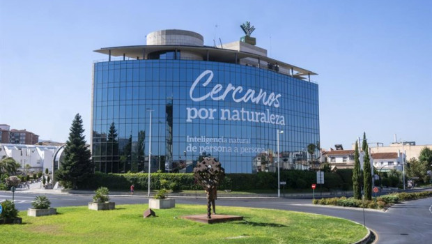 ep archivo   servicios centrales de la caja rural de granada