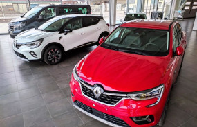 ep archivo   vehiculos a la venta en un concesionario