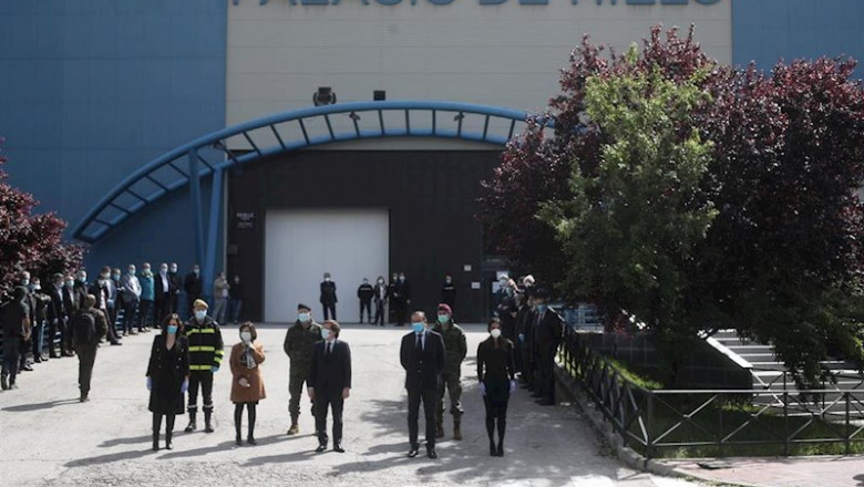 Díaz Ayuso, Robles, MartínezAlmeida, López y Villacísen durante la clausura de la morgue del Palacio de Hielo | Eduardo Parra - Europa Press ep diaz ayuso robles martinezalmeida lopez y villacisen durante la clausura de la morgue del palacio