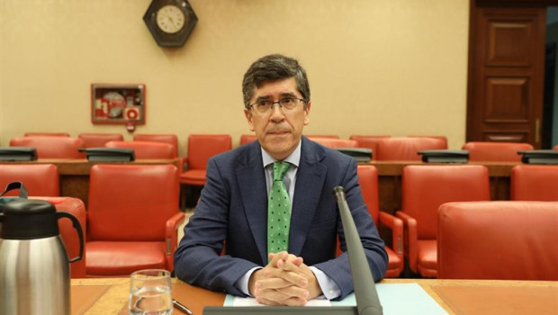 ep el catedratico de derecho constitucional de la universidad nacional de educacion a distancia de