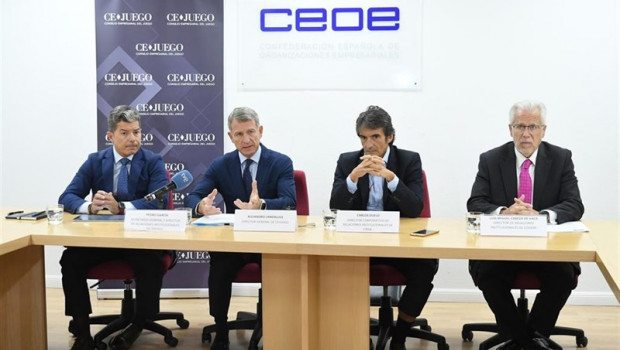 ep el director general de cejuego alejandro landaluce junto a miembros del comite ejecutivo la
