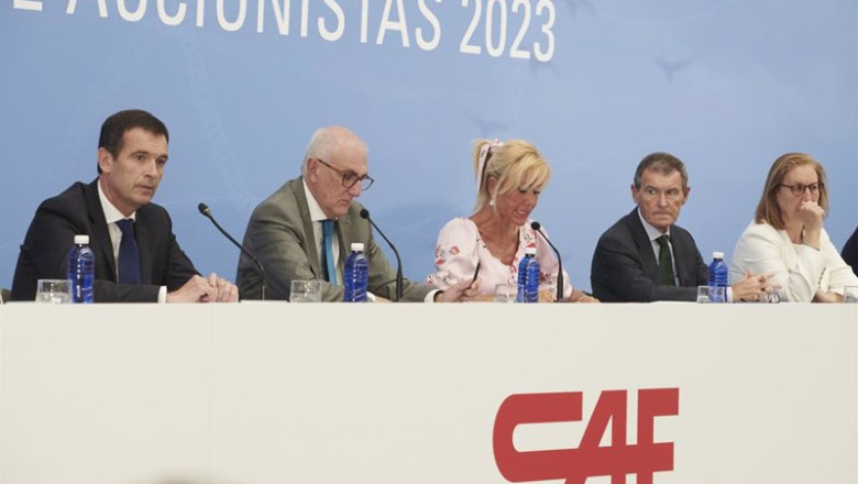 ep el presidente de caf andres arizkorreta y el consejero delegado javier martinez ojinaga en la ep el presidente de caf andres arizkorreta y el consejero delegado javier martinez ojinaga en la