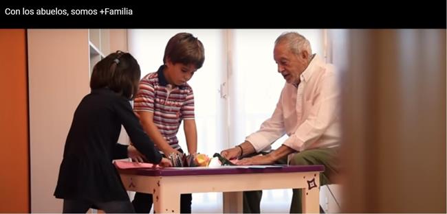 Un Vídeo De Homenaje A Los Abuelos Como Parte Imprescindible De La Un Vídeo De Homenaje A Los Abuelos Como Parte Imprescindible De La