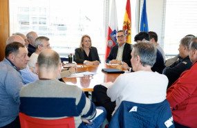 ep la consejera maria jesus susinos reunida con representantes del sector pesquero