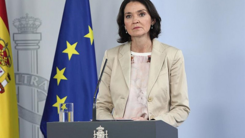 ep la ministra de industria comercio y turismo reyes maroto comparece ante los medios tras el ep la ministra de industria comercio y turismo reyes maroto comparece ante los medios tras el