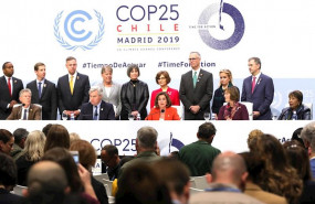 ep la presidente de la camara de representantes de los estados unidos nancy pelosi con traje naranja