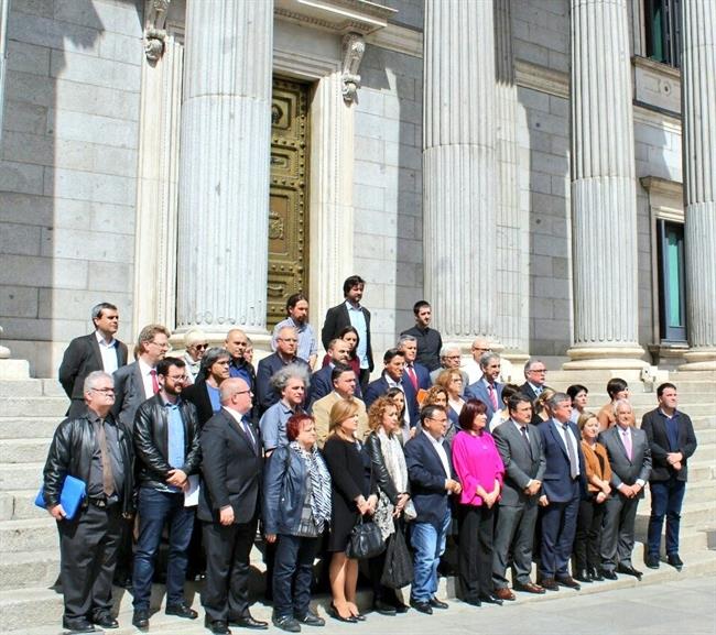 Minutos de silencio en el aniversario del bombardeo de Gernika | TWITTER ep minutossilencioaniversariobombardeogernika