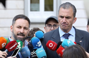 ep santiago abascal y javier ortega smith presidente y secretario general de vox valorando la